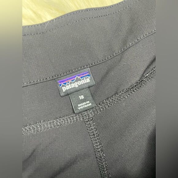 Patagonia Worn Wear W's Stretch black Hydro peak Board-shorts sz 18 - Picture 3 of 11